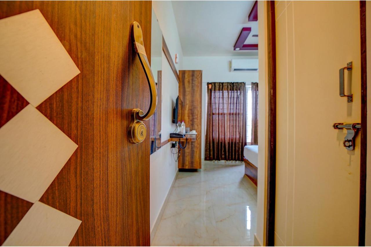 Fabhotel Greenwood Xpress Inn - Nr Manipal Hospital Bangalore Exterior photo